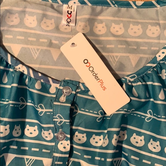 ⭐️ Order Plus Hearts and Animal print Top - Picture 4 of 6